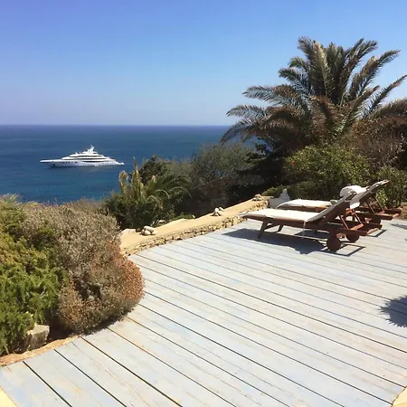 2 Bdrm Villa With Sea View Apartment *